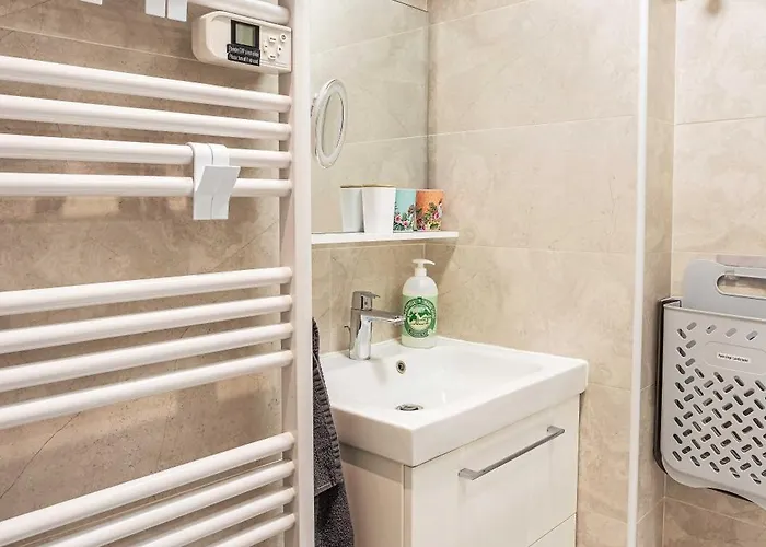 My Home, Gf, Air Cond, 2 Showers, 2 Wc Apartamento *