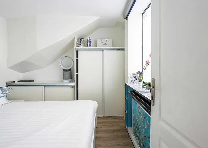 My Home, Gf, Air Cond, 2 Showers, 2 Wc