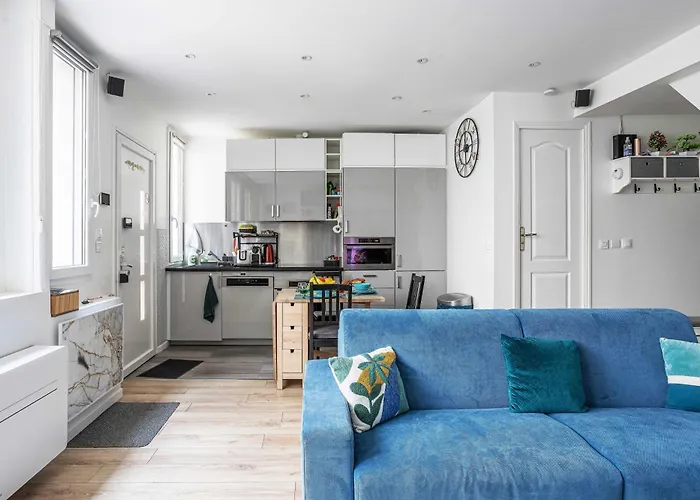 My Home, Gf, Air Cond, 2 Showers, 2 Wc